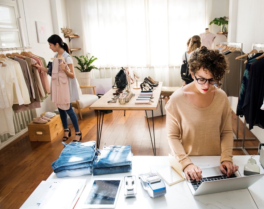 Ventaja de un programa de gestión de tienda online offline